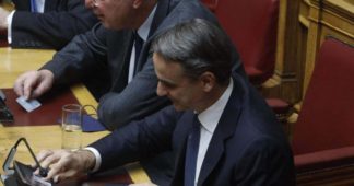 Συζήτηση στη Βουλή για υποκλοπές: το μυστικό σήμα Μητσοτάκη προς Νετανιάχου