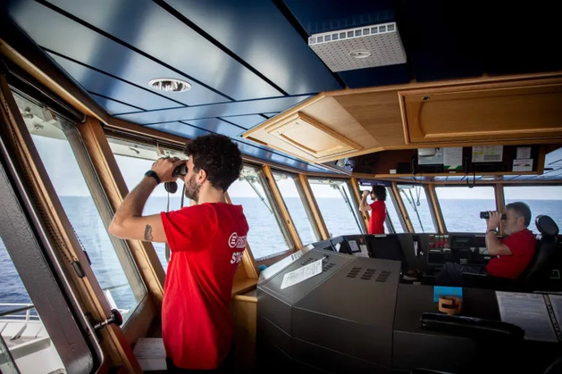 Boat carrying 500 asylum seekers disappears in Mediterranean Sea