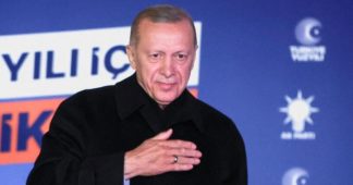 Turkey elections: Erdogan in a strong position ahead of presidential runoff