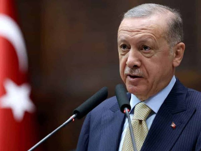 Erdogan under pressure. A view from Greece