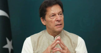 Imran Khan: “I will come back with a strong government”