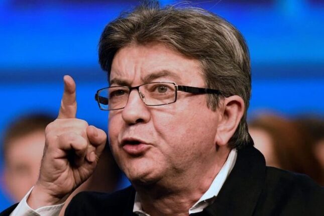 Mélenchon s’en prend aux « chiens de garde (qui) nous ordonnent d’appeler au calme » (MàJ : Il appelle à “ne pas toucher” aux écoles, bibliothèques ou gymnases, “notre bien commun”)