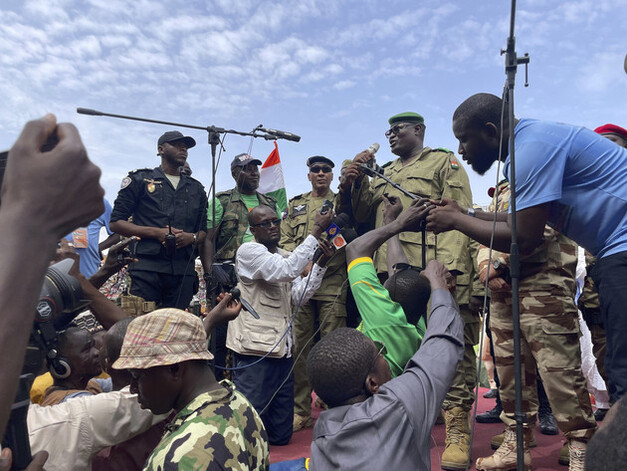 France, U.S. relations grow tense over Niger coup