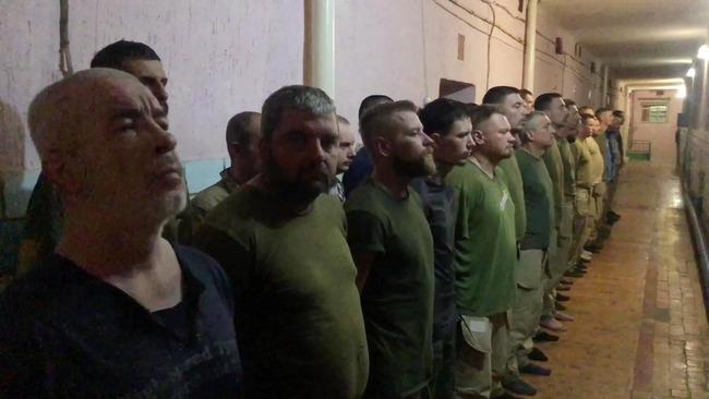 Thousands of Ukrainian Troops Surrender via Russian Radio Hotline