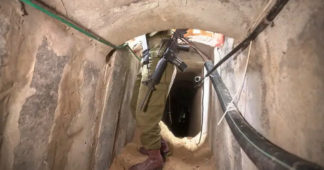 Israel flooding tunnels in Gaza would constitute war crime