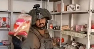 Israeli soldier makes video vandalising Palestinian shop in Gaza
