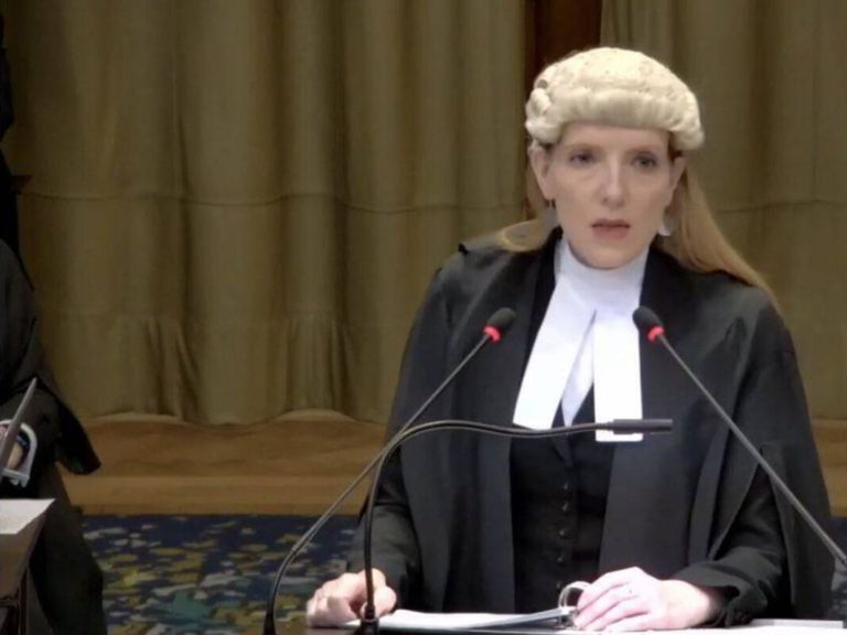 Blinne Ní Ghrálaigh presents South Africa’s genocide case against Israel at the ICJ