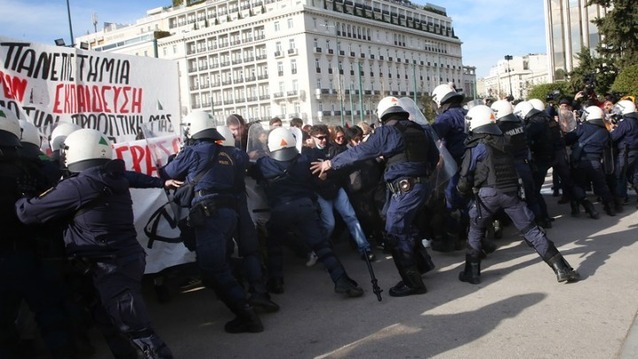 Clashes between police and students protesting “private universities”