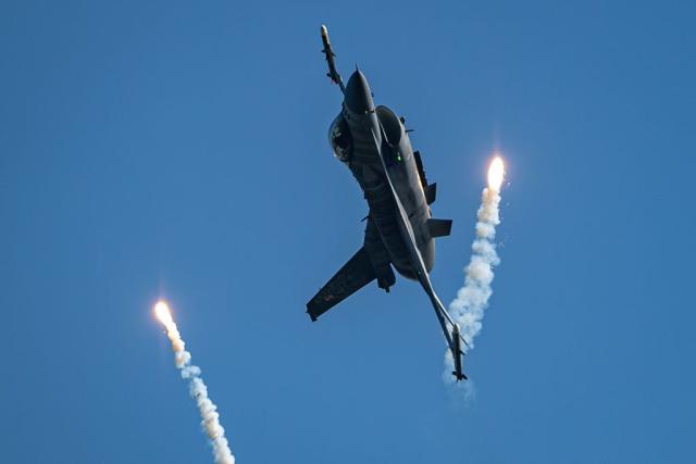 Netherlands Says Ukraine Can Use F-16s To Strike Targets Inside Russia