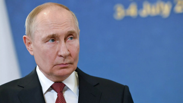 Putin: Russia Ready to Pick Negotiators for Direct Talks With Zelensky, But He Can’t Sign Peace Deal