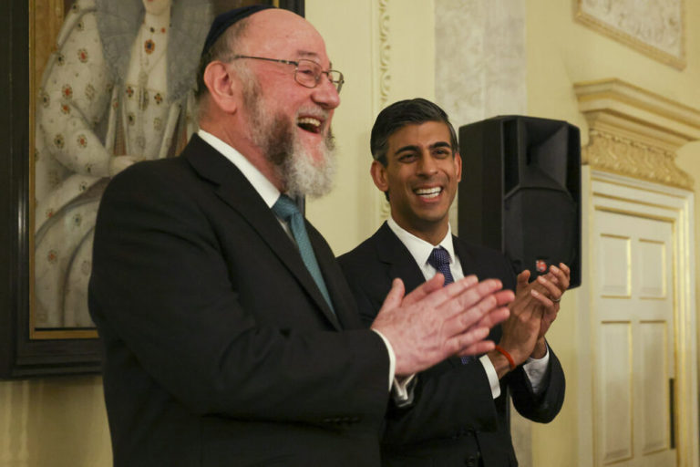 UK Chief Rabbi Blesses War Crimes in Gaza