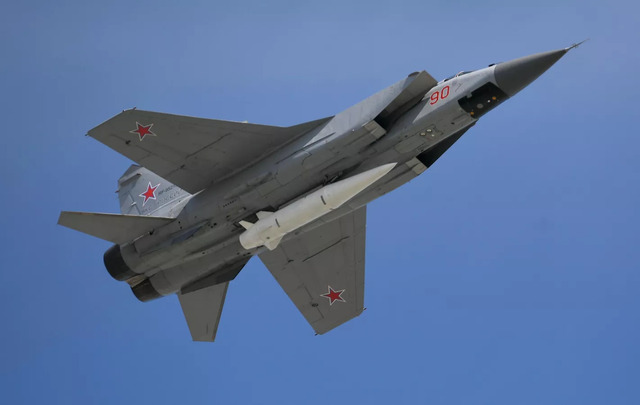 NATO’s Backpedaling on Ukrainian Long-Range Strikes Linked to Awareness of Russia’s Response Options