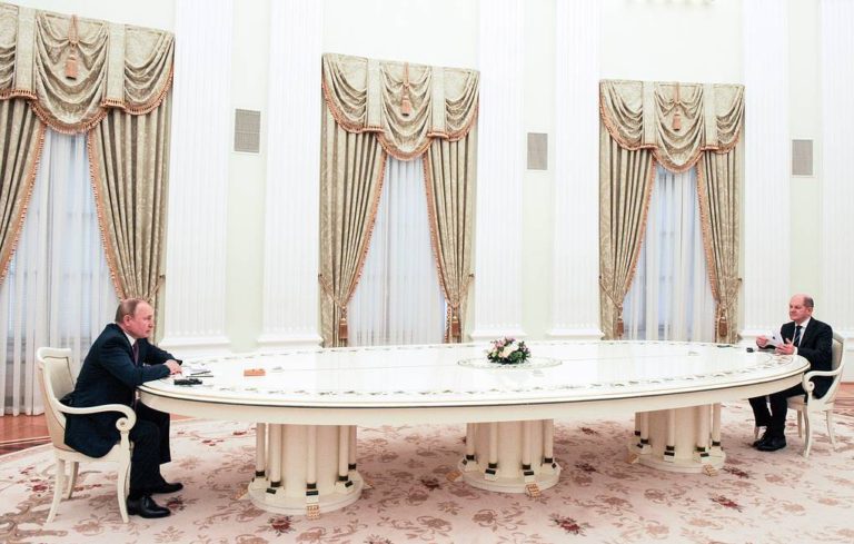 Putin, Scholz hold phone talks first time in two years