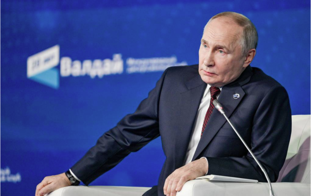 President Putin to Defend Democracy Press: Οn Planned Economy, China, Euro, the Greek Crisis and the EU
