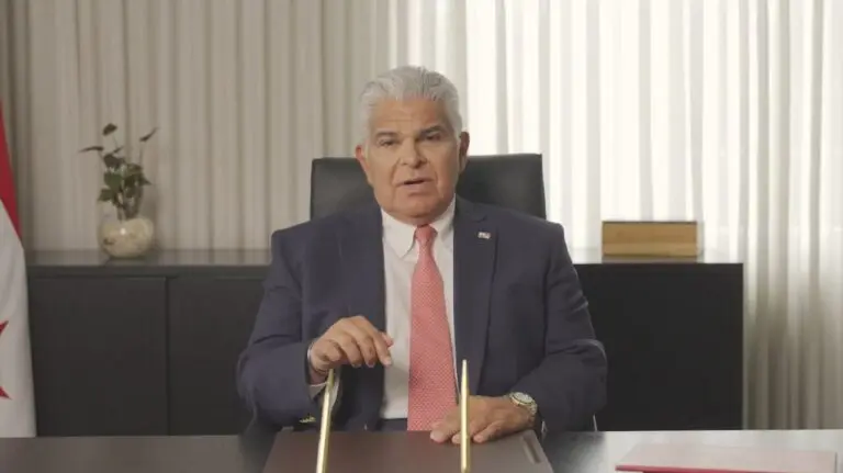 The canal will remain “in Panamanian hands”: Mulino