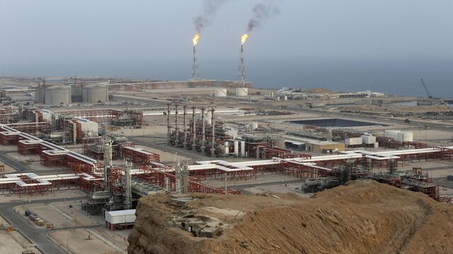 World’s Biggest Gas Field in Crosshairs: Qatar Sounds Alarm Amid Israel’s Iran Strikes
