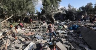 Children collecting water among 59 Palestinians killed by Israel in Gaza