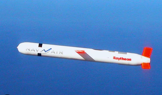Deployment of Tomahawks in Ukraine is High-Stakes Gamble – Expert
