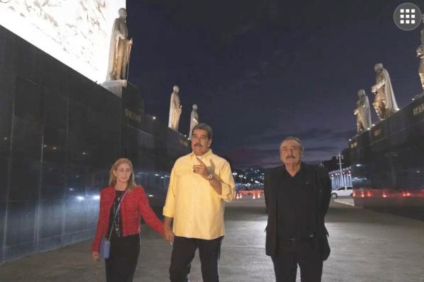Nicolás Maduro : « Au peuple états-unien je dis: ici, au Venezuela, il a un peuple ami ». Interview par Ignacio Ramonet (31 décembre 2025)