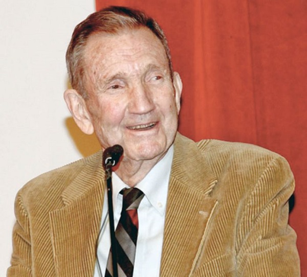 Ramsey Clark, ancien procureur général des États-Unis et critique de principe de l’État de guerre des États-Unis, meurt à 93 ans