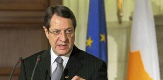 The president of Cyprus warns to use veto