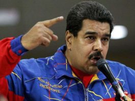 Venezuelan Parliament Goes on Offensive to Oust Maduro