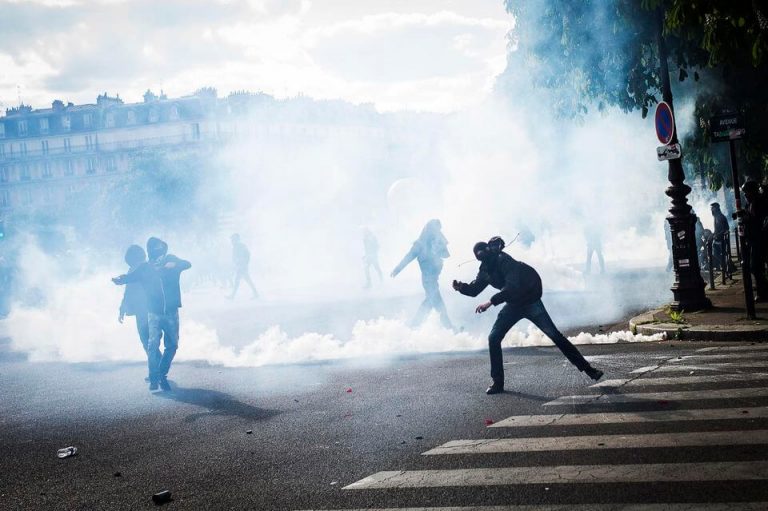 «Casseurs» : renverser l’accusation