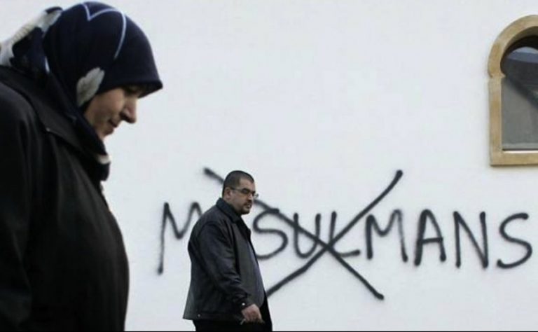 De l' antisémitisme a l' islamophobie