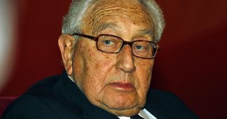 Henry Kissinger Says Ukraine Should Cede Territory to Russia to Achieve Peace