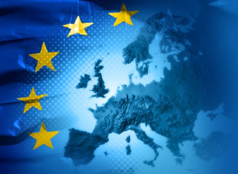 Between Eurotopia and Nationalism: A Third Way for the Future of the EU