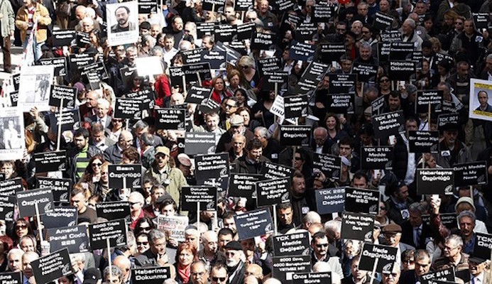 Turkey: 'Worst country' for media freedom in 2016