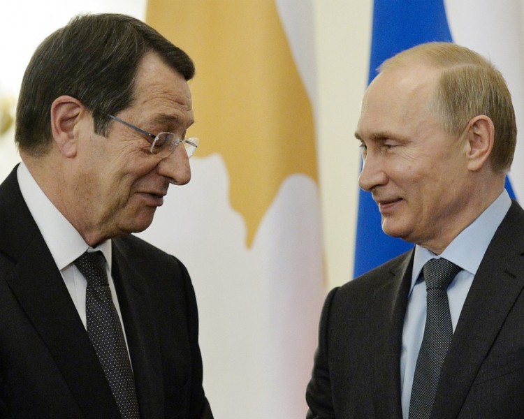 Αnastasiades under pressure to abolish now his own state – and bring Turkey into the EU!