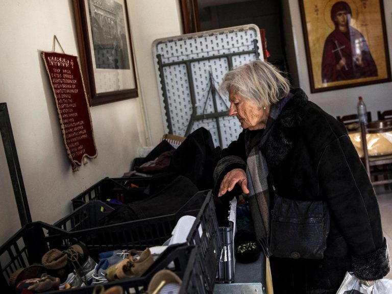 They kill Greeks and Democracy. A crime of Germany, the EU, the IMF and the Banks