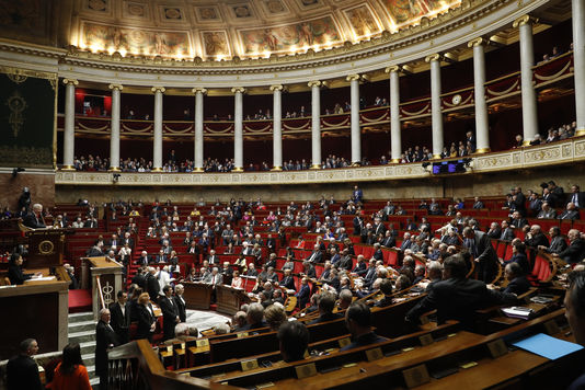 Derrière les législatives, l’enjeu financier