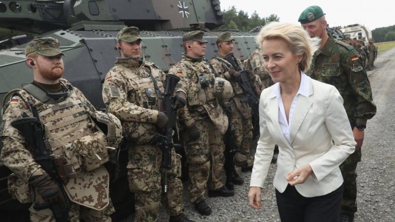 Defence Minister Von der Leyen apologises for criticizing the German army
