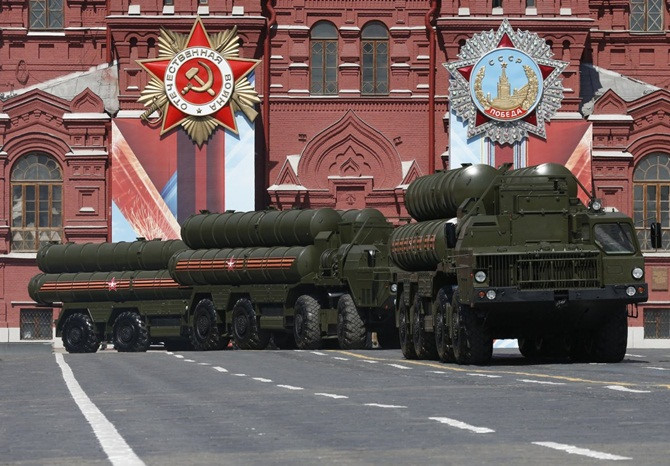 Turkey has agreed to buy Russia’s advanced missile-defense system, leaving NATO wondering what’s next