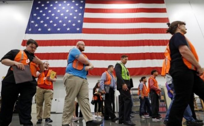 Tens of thousands line up at Amazon job fairs as Dow tops 22,000