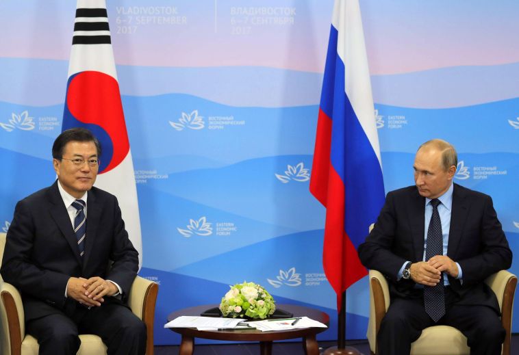 Putin talks peace with South Korean President