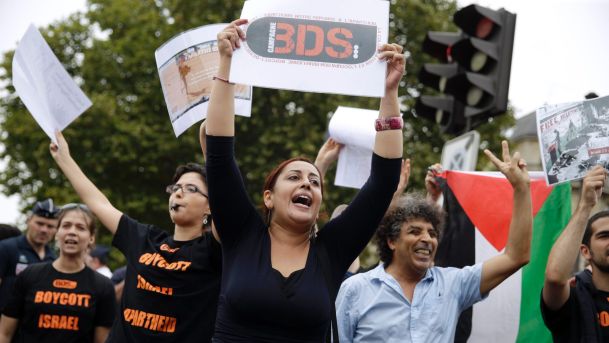 Israel Publishes BDS Blacklist: These Are the 20 Groups Whose Members Will Be Denied Entry