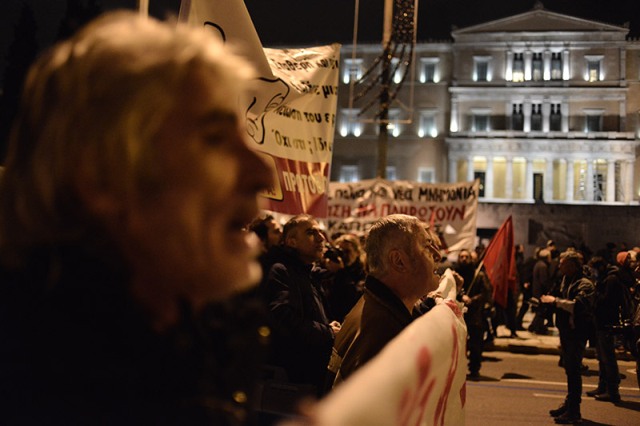 Greece: Population in Despair as “Left” destroys workers rights and families allowances, permitting the pillage of all Greek property