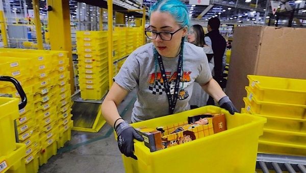 Report: Amazon’s United Kingdom Warehouse Workers ‘Peed in Bottles’ to Avoid Lost Time Punishment