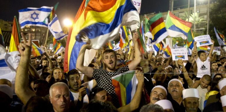 90,000 Druze protest against Israel’s nation state law in Tel Aviv