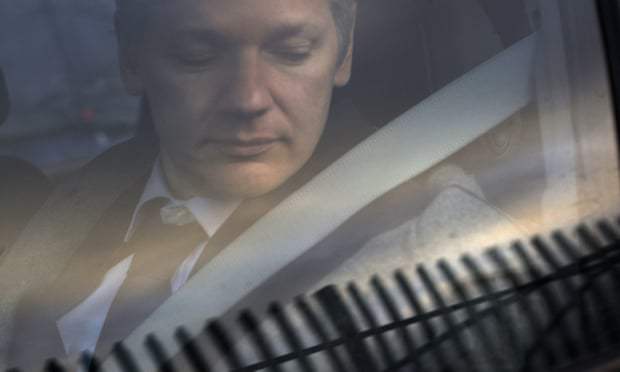 Craig Murray: the Guardian tells “deliberate lies” about Assange and alleged Russia ties
