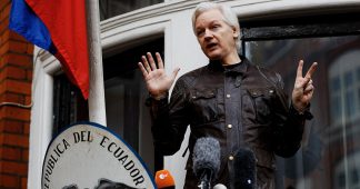 Ecuadorian Govt Partly Restores Assange’s Communications