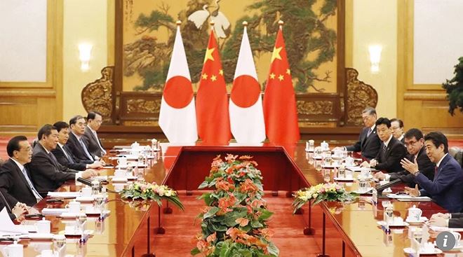 Li Keqiang and Shinzo Abe announce China-Japan deals, commit to stable relations