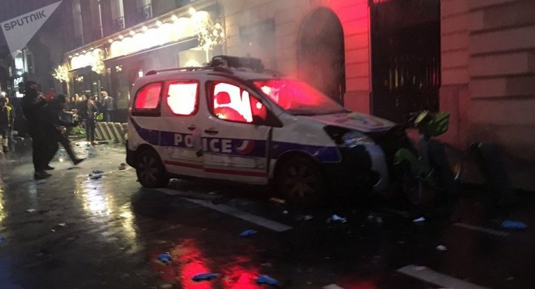 Revolt in France, Macron turns to repression