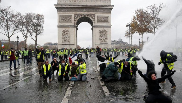 Les gilets jaunes | par Danielle Riva