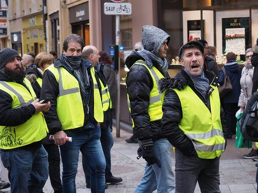 Blacking Out the Yellow Vests on Cable News: Corporate Media Doing its Job