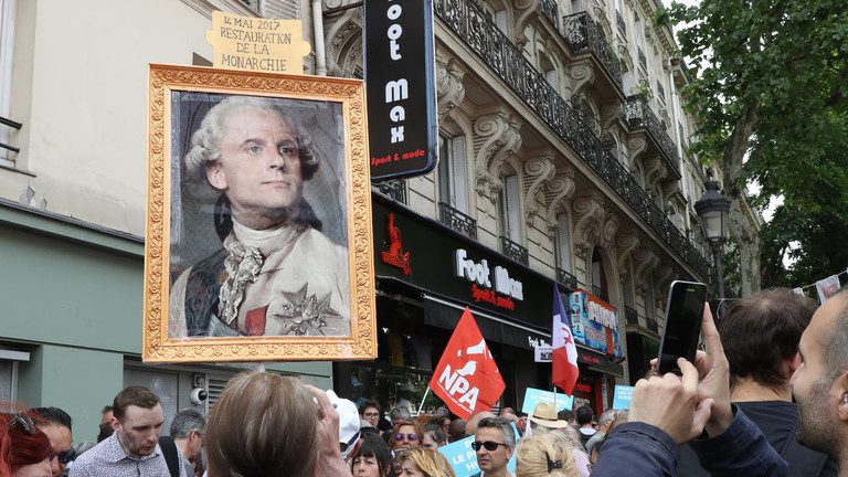 ‘Puppet of big banks’: French hit back at Macron’s ‘I’m one of you’ overture