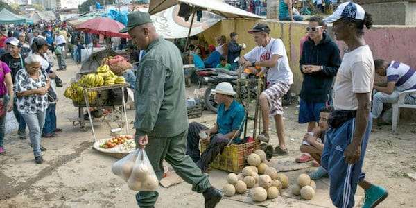 U.S. media ignore—and applaud—economic war on Venezuela
